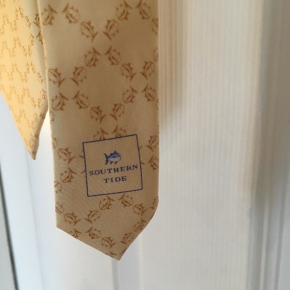 Southern Tide tie - Picture 3 of 6